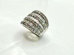 Sparkling 14 Kt White Plate 17.5 Cttw CZ Ring