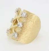 Unique Diamond Ring Crafted in Yellow Gold