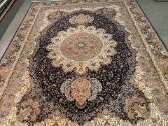 Stunning Medallion Design rug 8x11