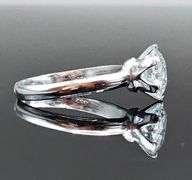 Dazzling 3 Ct VVs1 Bright White Fire Moissanite Ring