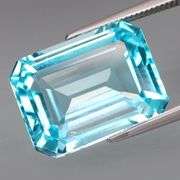 Superbly cut VS grade heavy flashing 14.16ct Swiss blue Topaz!