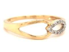 14kt Yellow gold infinity style diamond ring