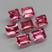 Large examples! 4.60ct set of rare pink Malaya Garnets!