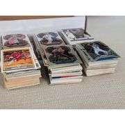 Collection of 600 Basketball Cards