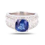 PLATINUM BLUE SAPPHIRE AND DIAMOND RING 5.26 C.T.W.