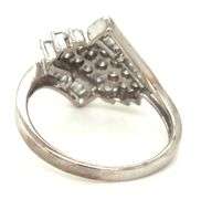 10kt White gold 0.76ctw RBC and baguette diamond cluster ring