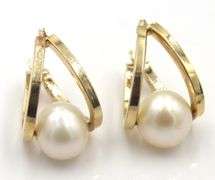 Sweet 14K YG Double Hoop Earrings with Pearls