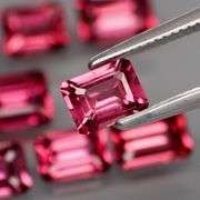 Large examples! 4.70ct set of rare pink Malaya Garnets!