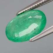 Incredible color! 1.58ct top green natural Colombian Emerald!