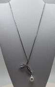 18kt White Gold Pearl Necklace