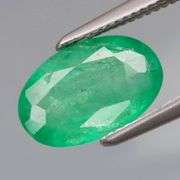 Incredible color! 1.58ct top green natural Colombian Emerald!