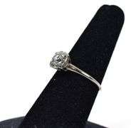Absolutely Stunning 14K White Gold Solitiare Diamond Ring