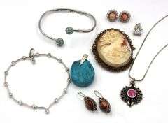 Vintage 925 sterling silver group of mixed jewelry