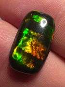 Pinch yourself now! You're not dreaming! It’s a 4.27ct block patterned Opal!