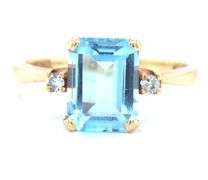 Feminine 10K YG Blue Topaz Ring