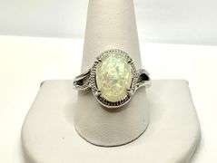 Amazing 5.75 Ct Simulated Color Play Rainbow Opal Ring