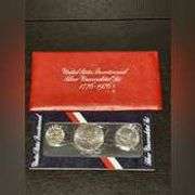 2 3 Piece Red Pack Unc Silver Bicentennial Sets