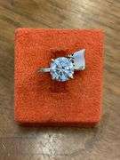 BRAND NEW Ladies 14K White Gold Round Brilliant Diamond Solitaire Engagement Ring