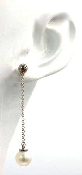 Tiffany & CO Ziegfeld pearl dangle earrings