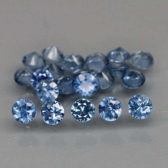 Eye catching! 2.05ct top denim blue Sapphire set!
