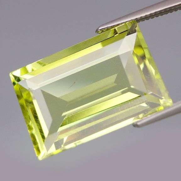 Vivid yellow! 9.89ct VS grade 17mm Brazilian Citrine!