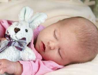 bebe durmiendo destacada