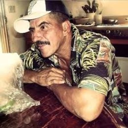cual es el nombre completo de su papa? - Luis coronel quiz