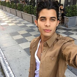 ¿cuando nacio? - que tanto sabes de Erick Brian Colon 