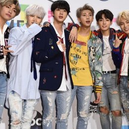 ¿Quien es la omma del grupo? - ¿Cuanto sabes sobre BTS?