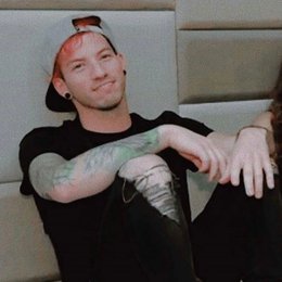 ¿Qué día es el cumpleaños de Josh? - Test: Twenty One Pilots