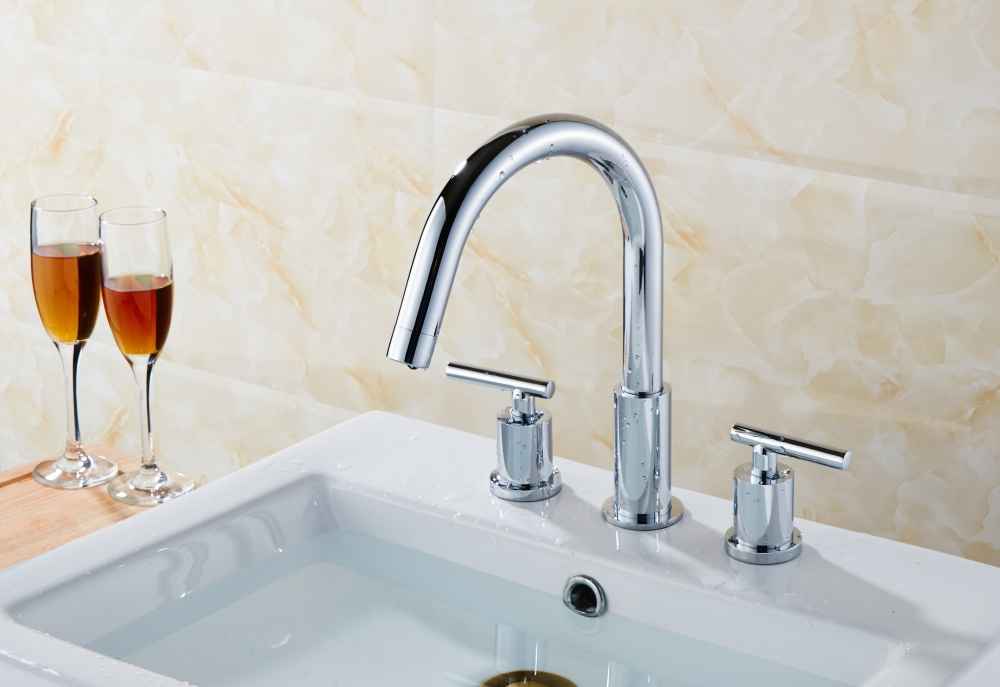 19.75-in. W Oval Bathroom Undermount Sink Set In Biscuit - Chrome Hardware