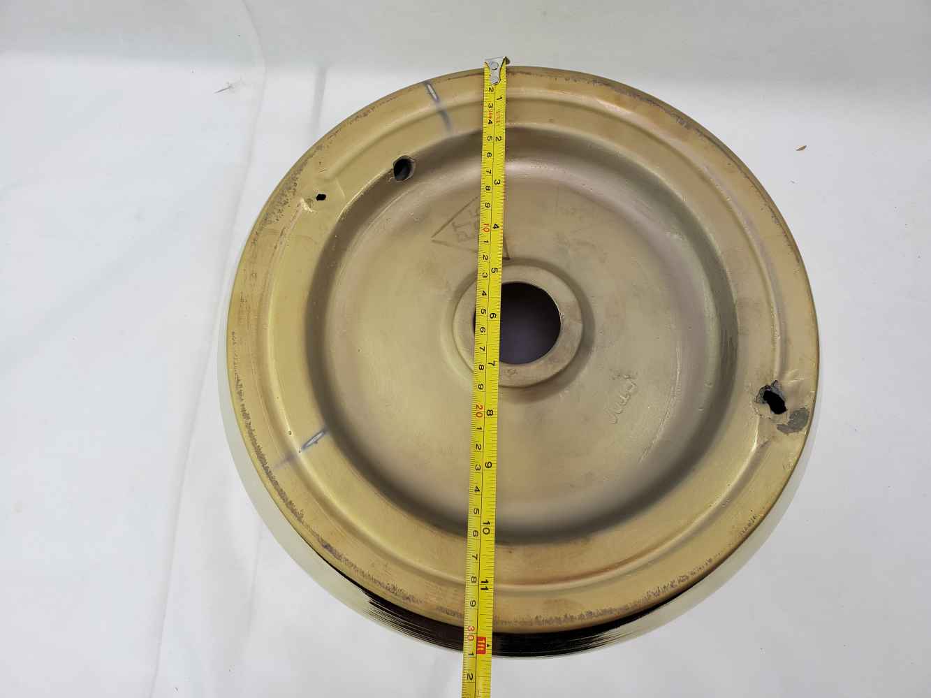 13.89-in. x 13.89-in. Round Bathroom Vessel Sink Gold Enamel Glaze