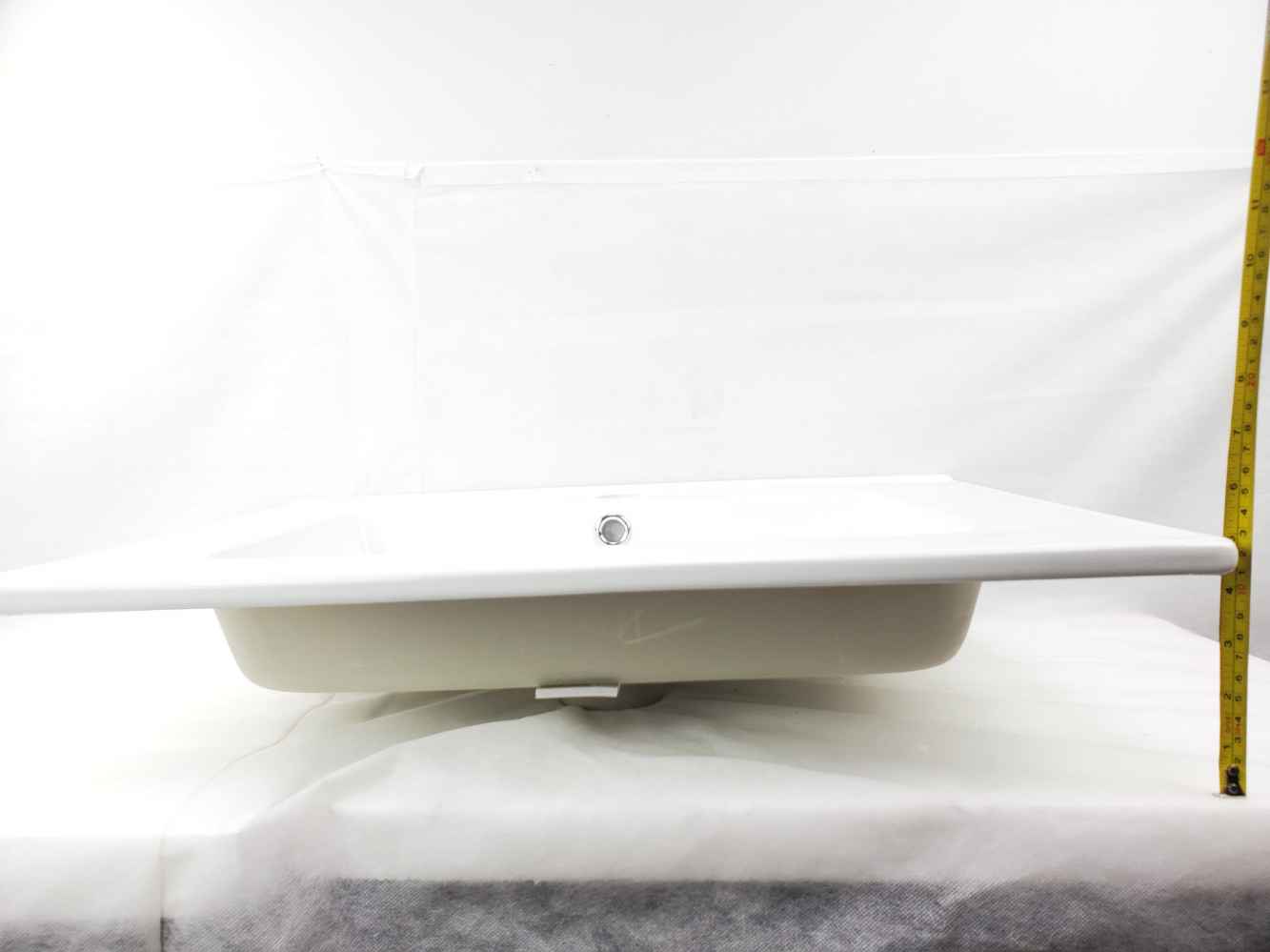 24.16-in. W 18.31-in. D Ceramic Top In White Color For 1 Hole Faucet