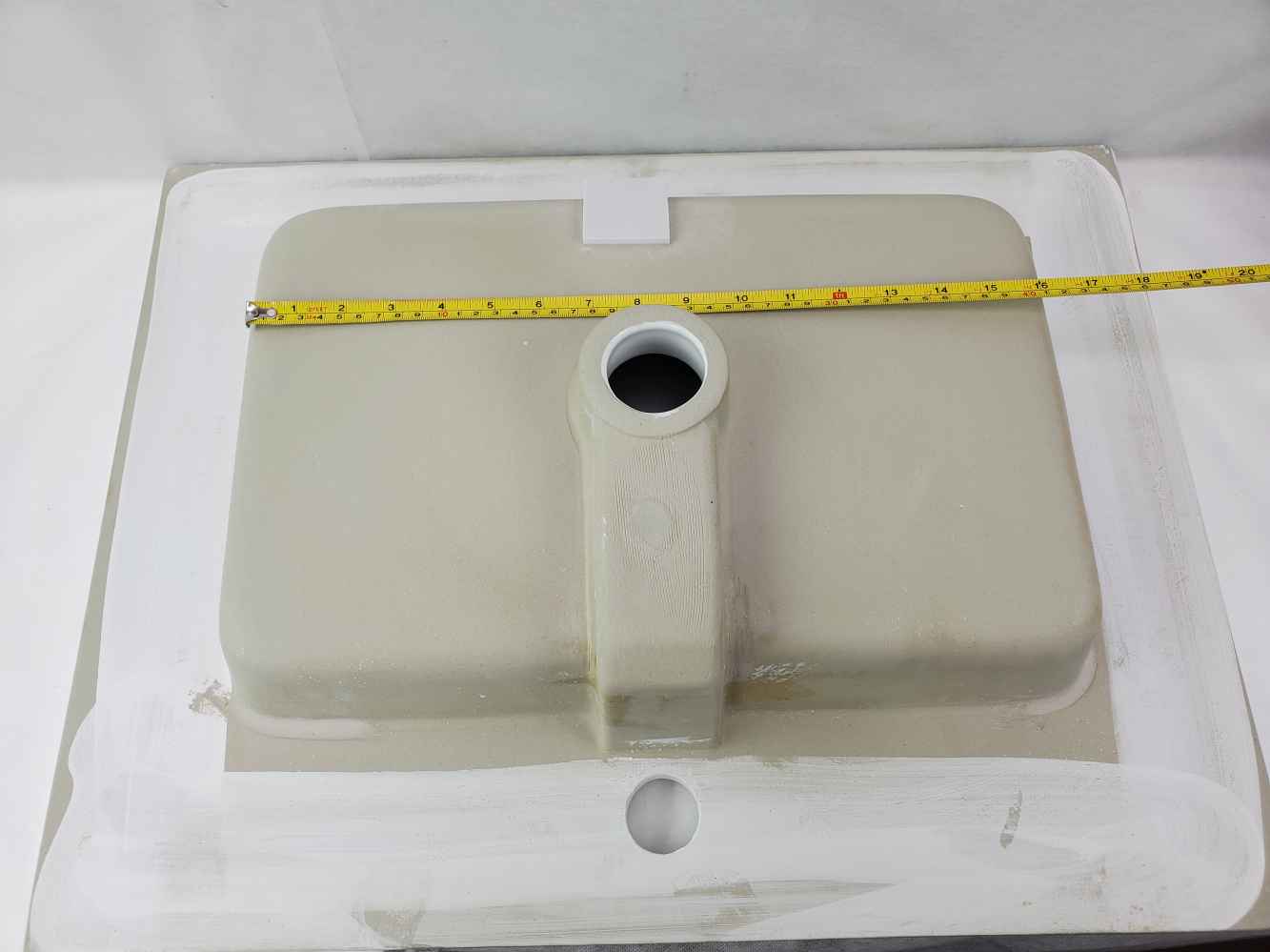 24.16-in. W 18.31-in. D Ceramic Top In White Color For 1 Hole Faucet