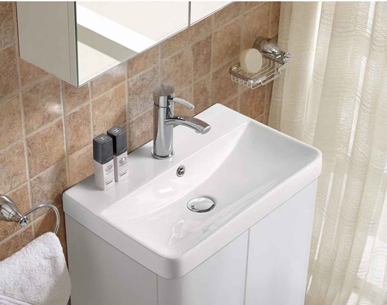 19.88-in. W 13.98-in. D Ceramic Top In White Color For 1 Hole Faucet