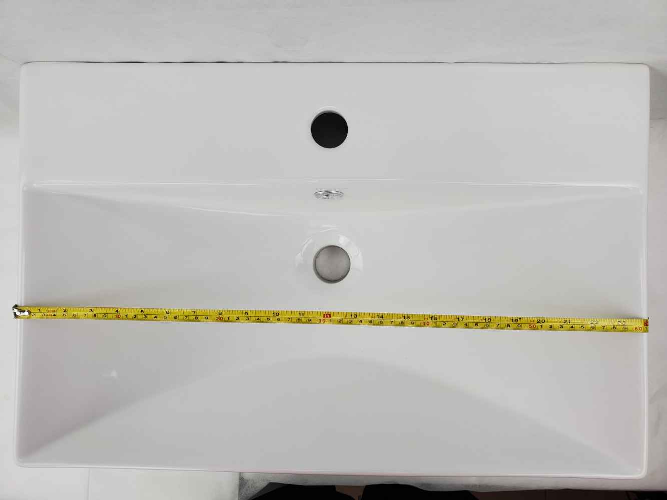 23.86-in. W 15.51-in. D Ceramic Top In White Color For 1 Hole Faucet