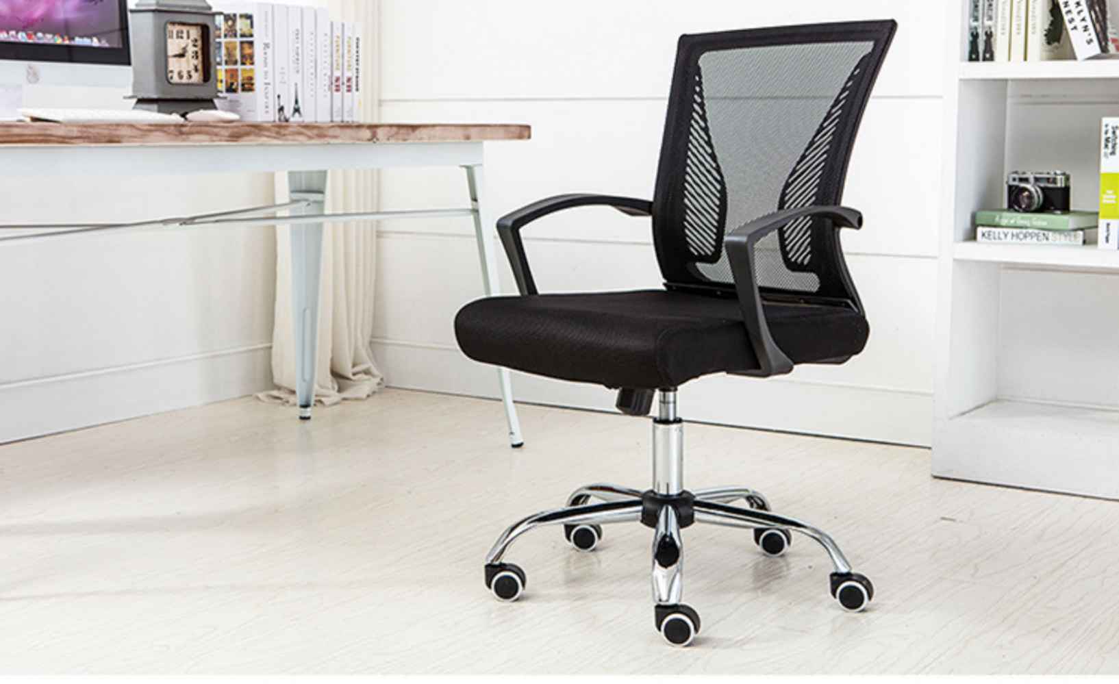 23.62-in. W 39.37-in. H Modern Stainless Steel-Plastic-Nylon Office Chair In Black