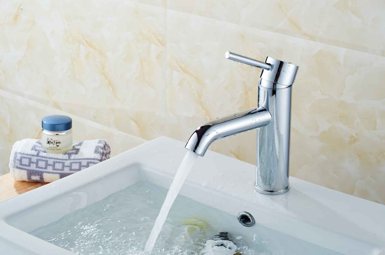 24.25-in. W 1 Hole Ceramic Top Set In White Color - Overflow Drain Incl.