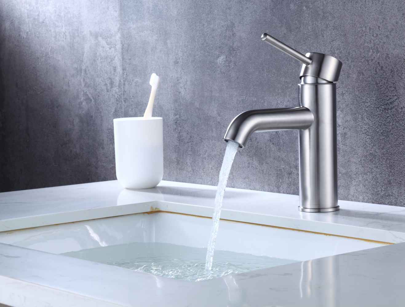 32-in. W 1 Hole Ceramic Top Set In White Color - Overflow Drain Incl.