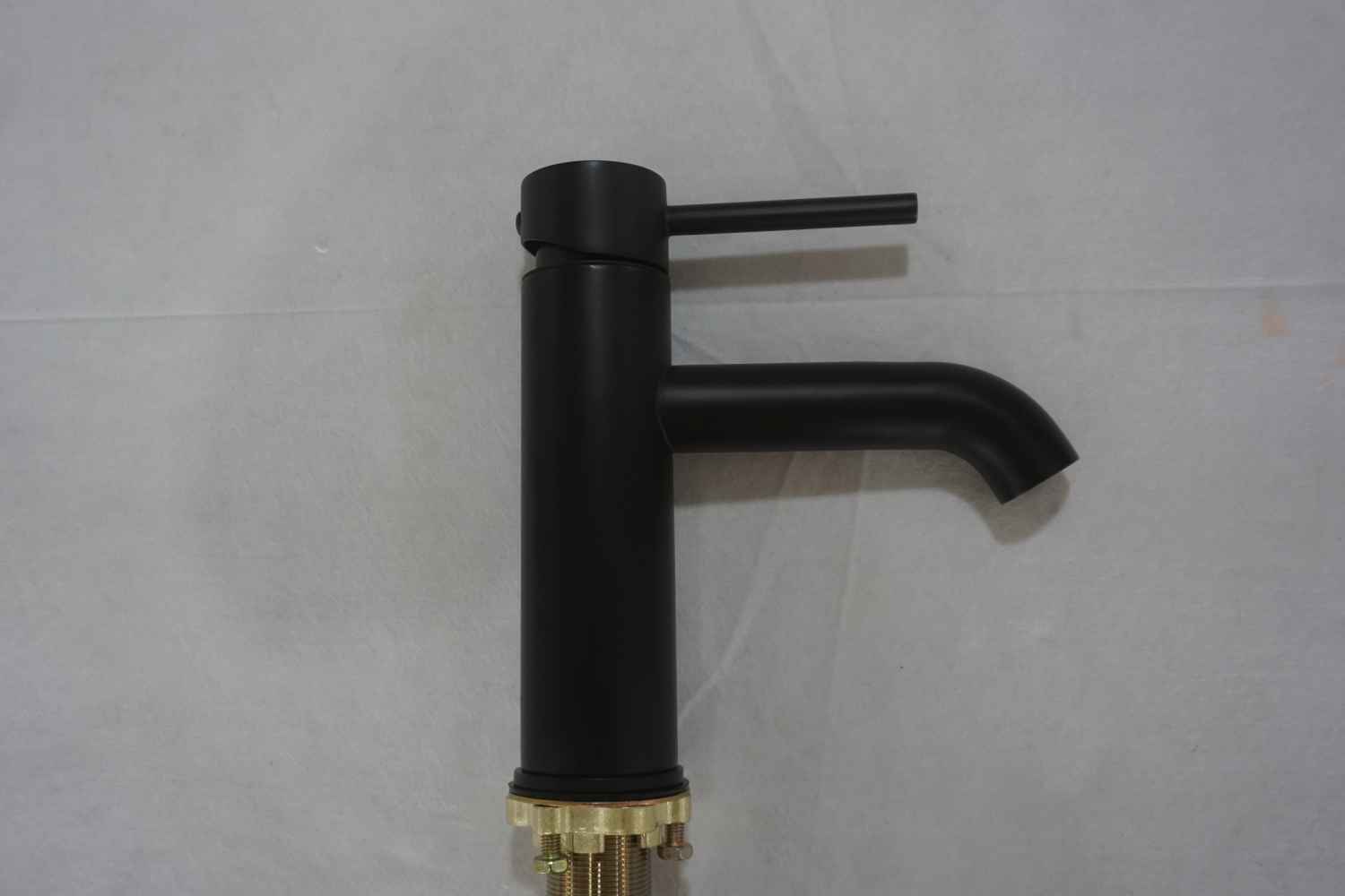 48-in. W 1 Hole Ceramic Top Set In White Color - Overflow Drain Incl.