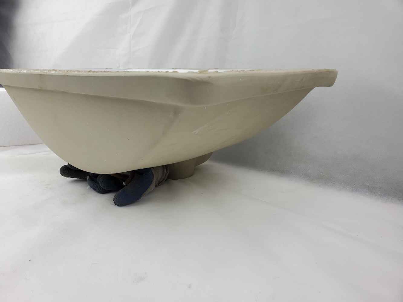 18-in. W CUPC Rectangle Bathroom Undermount Sink Set In White - Gold Hardware - Overflow Drain Incl.