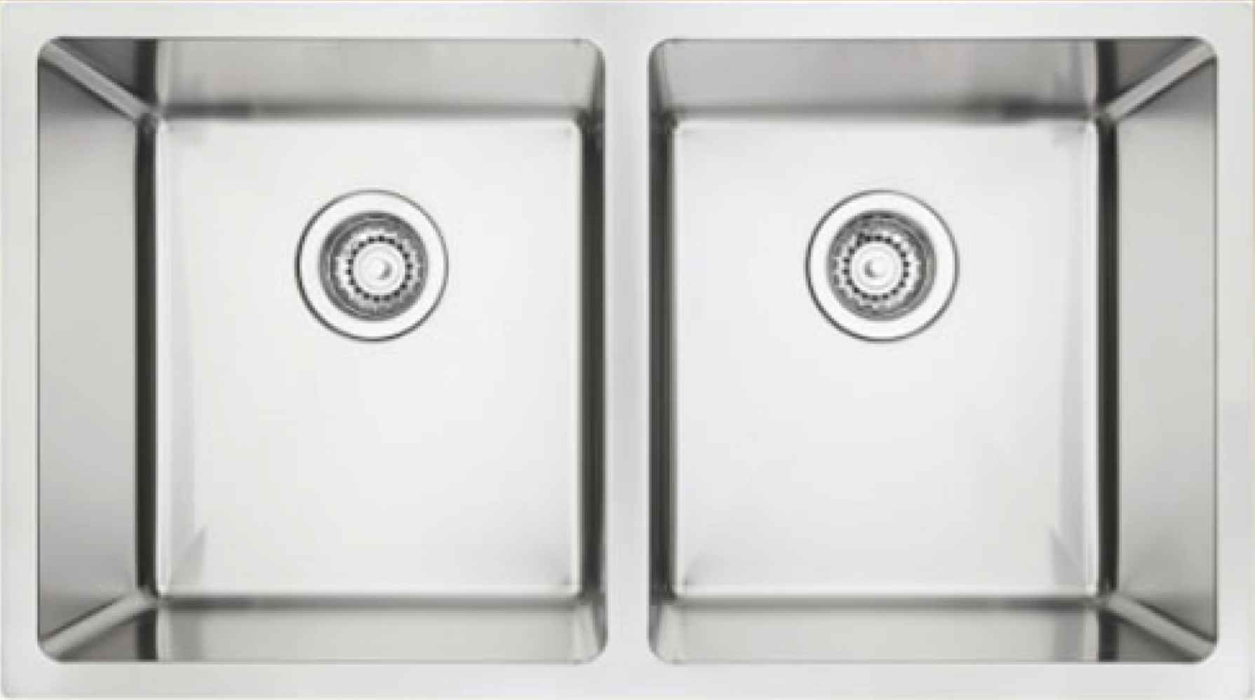 32-in. W CSA Approved Stainless Steel Kitchen Sink With 2 Bowl And 18 Gauge