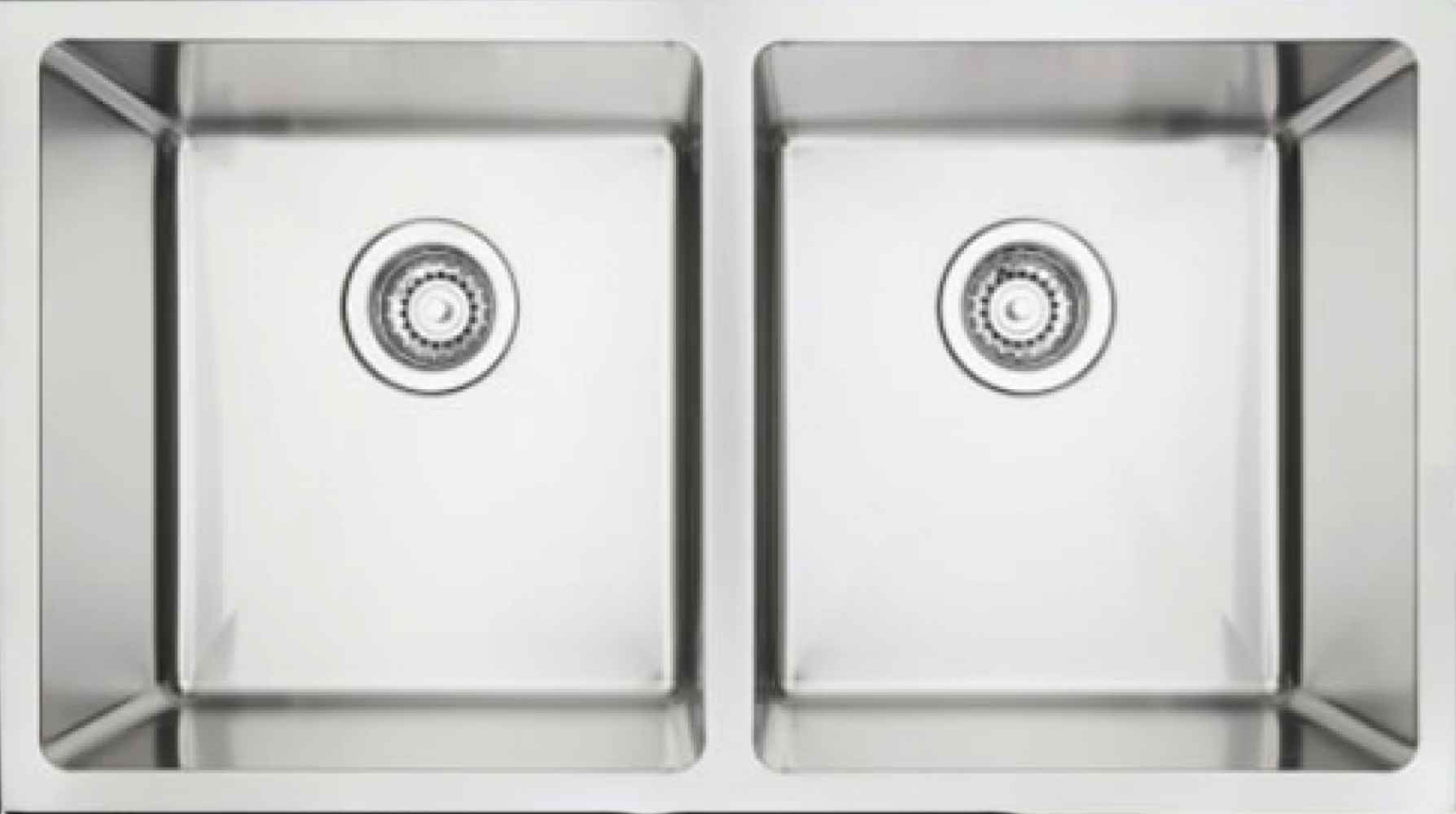 28-in. W CSA Approved Stainless Steel Kitchen Sink With 2 Bowl And 18 Gauge