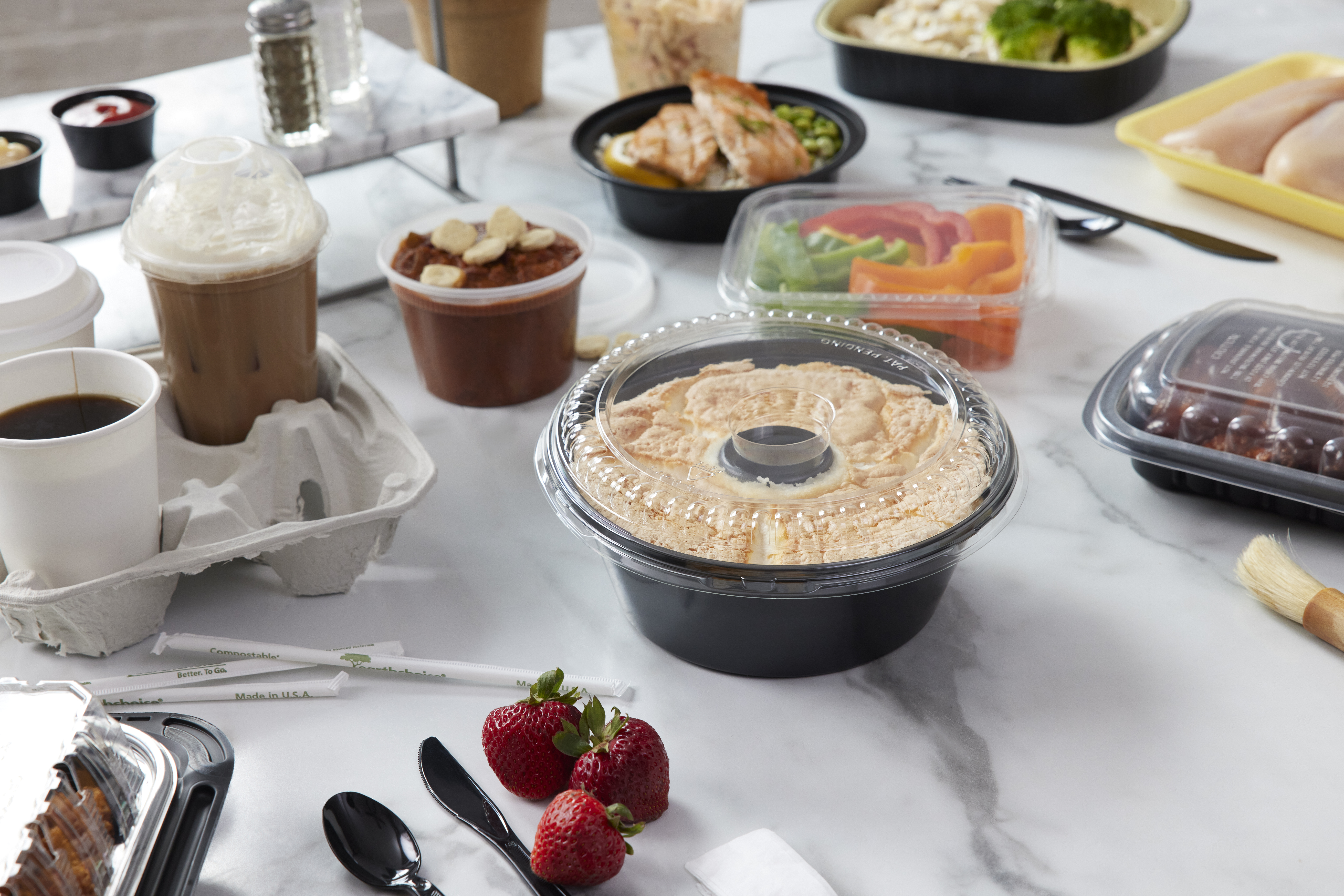 Angel Food Cake Container 48 OZ 8X3 IN CPET Black Round Dual