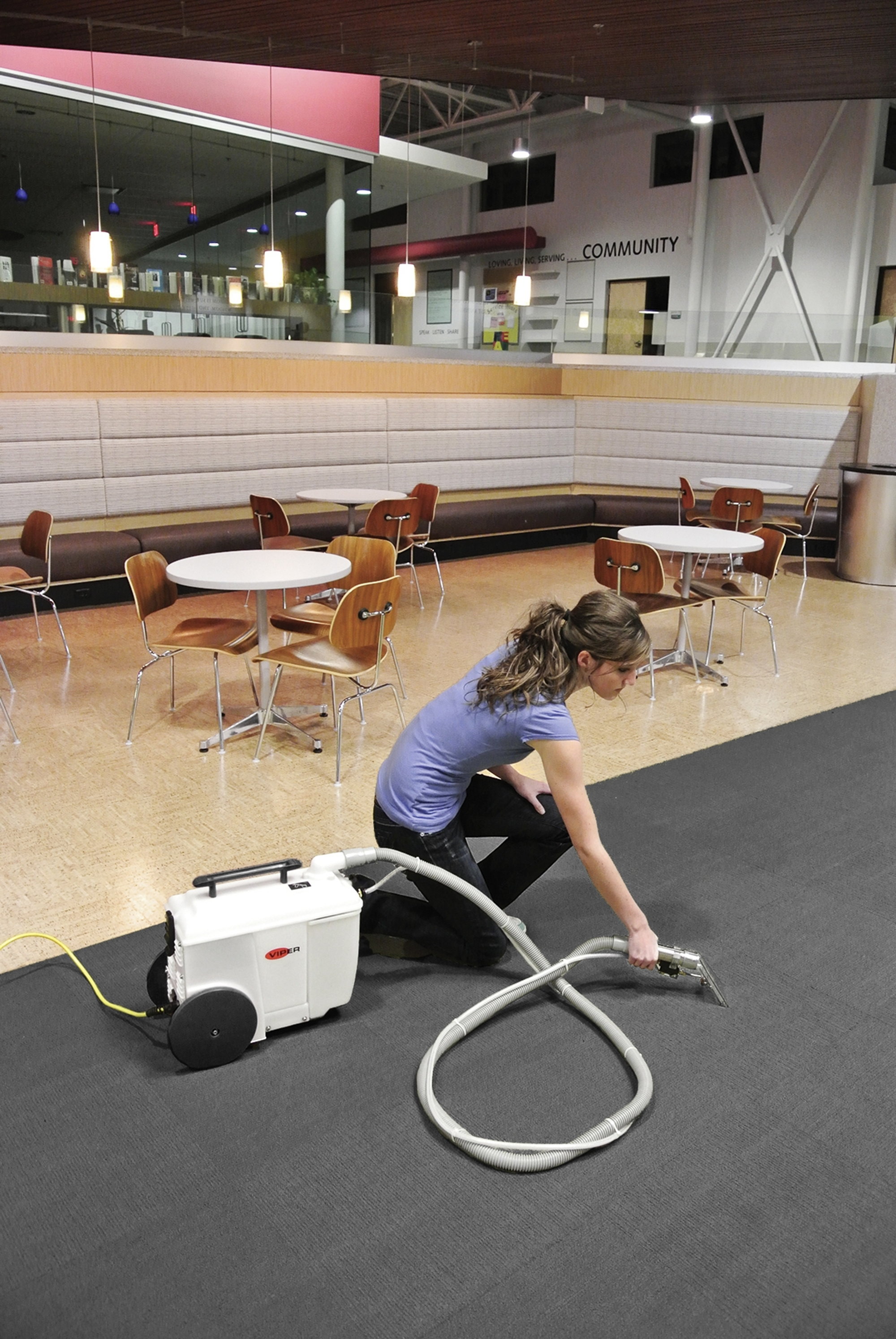 Viper Carpet Extractor White Portable 1/Each | Imperial Dade