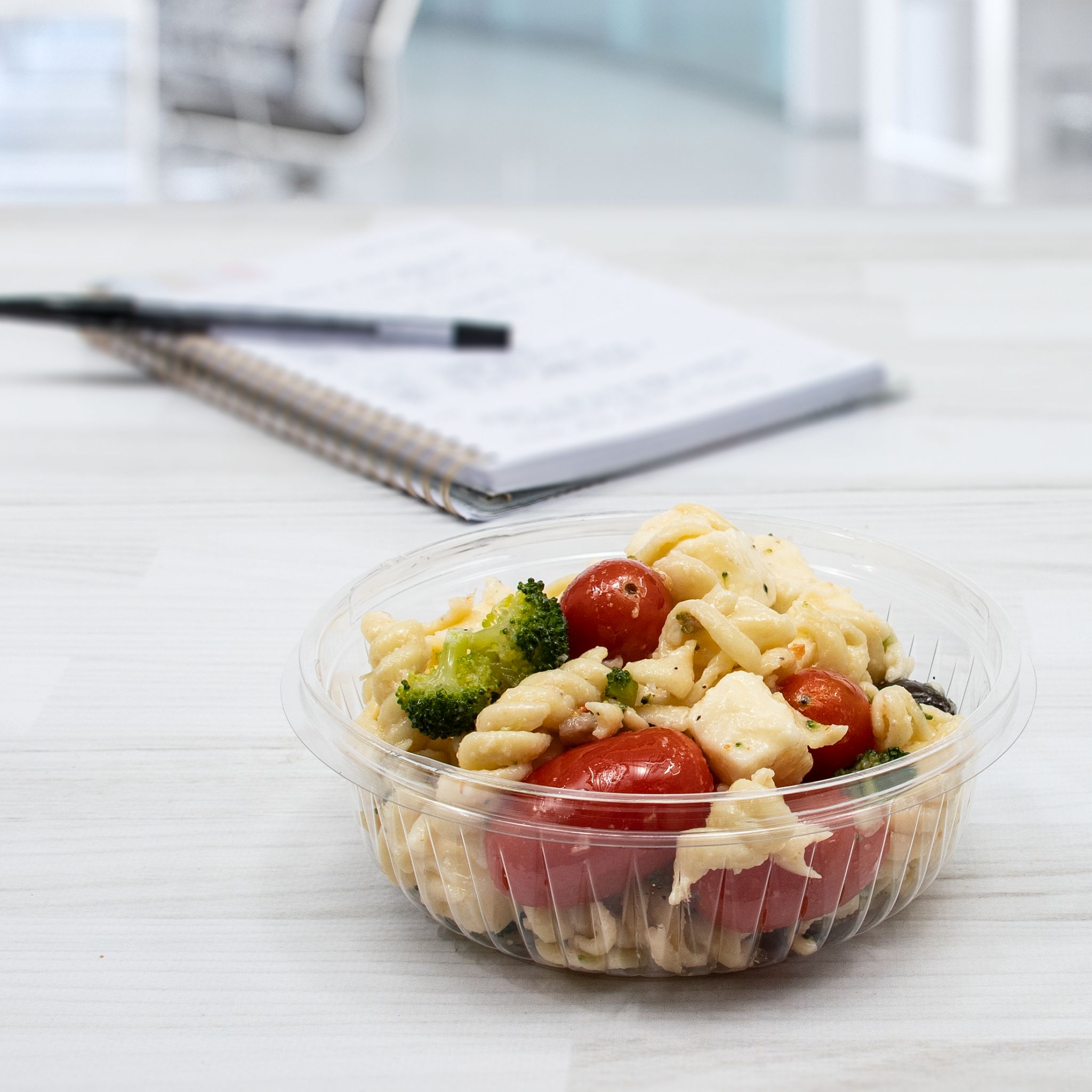 Dart® PresentaBowls® Bowl 12 OZ PET Clear Round Freezer Safe 63