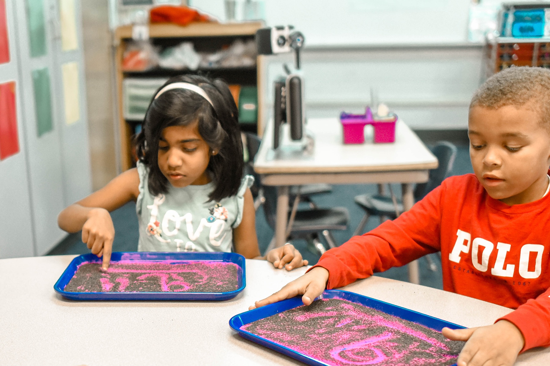 students learning orton gillingham approach in classroom