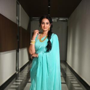 Actress Laya Classic Indian Look With Elegant Jewelry