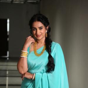 Actress Laya Classic Indian Look With Elegant Jewelry
