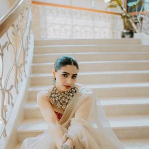 Actress Saptami Gowda’s Glamorous Traditional Style